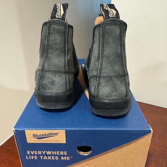 Blundstone Women 587 Boots - Picture 5 of 7